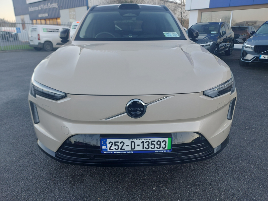 2025 Volvo EX90 TWIN MOTOR PERFORMANCE AWD ULTRA €97,950