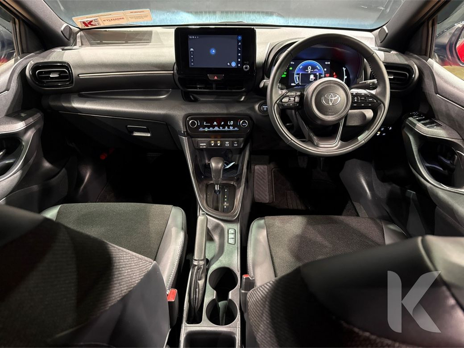 2025 Toyota Yaris - image 14