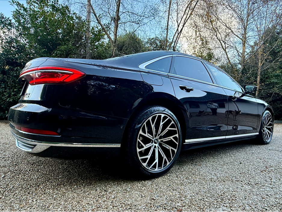 2019 Audi A8 - image 6