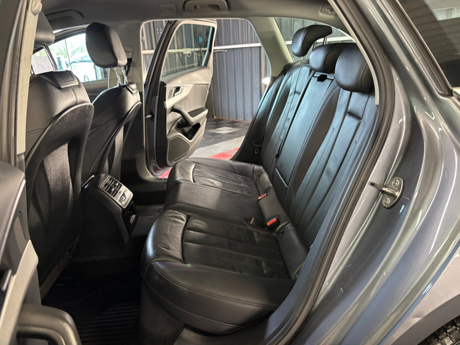 2018 Audi A4 - image 13