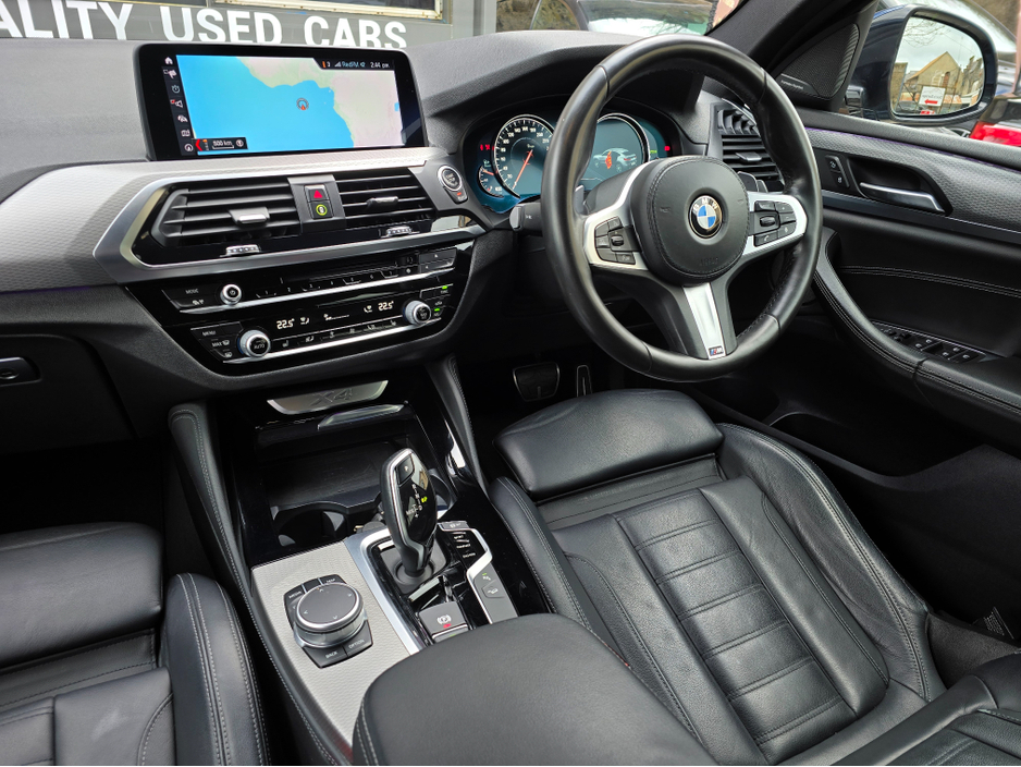 2019 BMW X4 - image 22