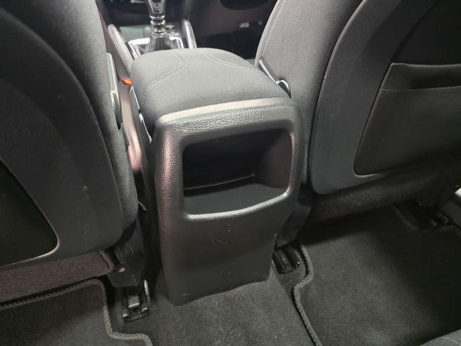 2017 Nissan Qashqai - image 16