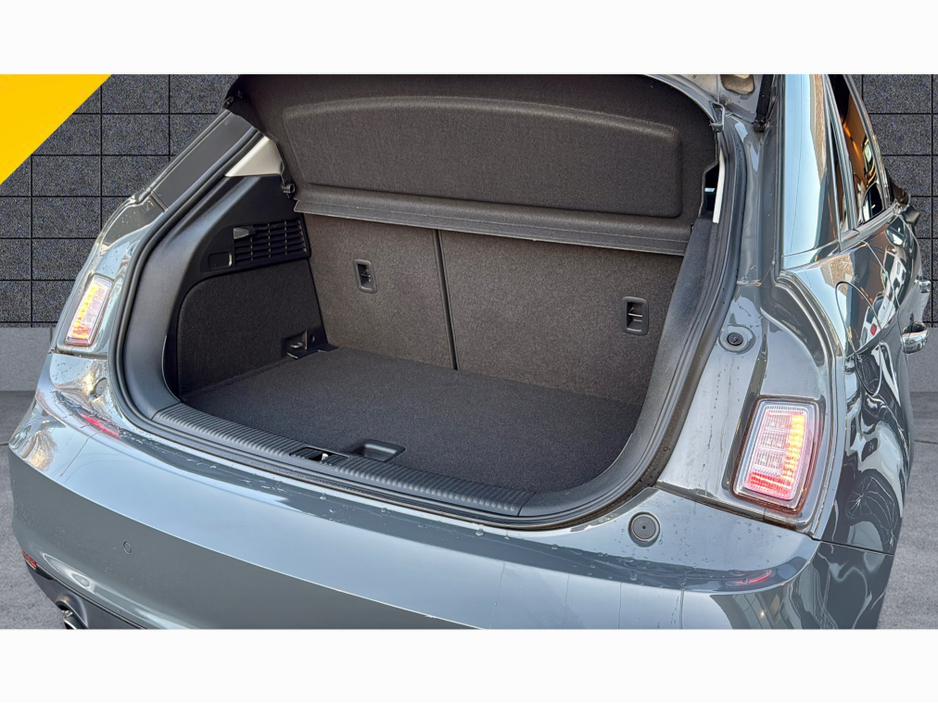 2016 Audi A1 - image 21