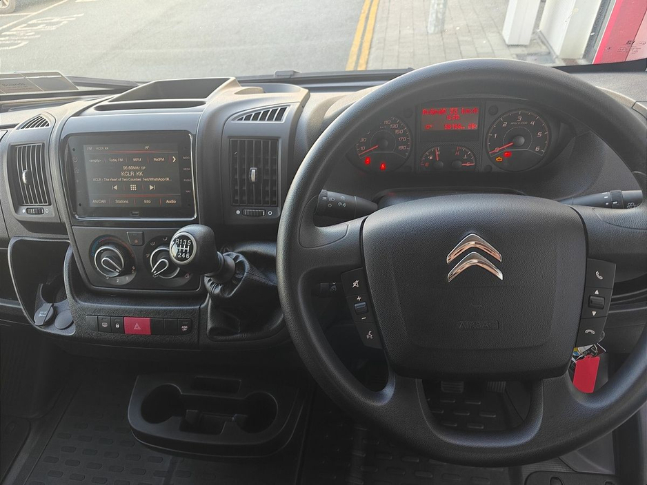 2023 Citroen Relay - image 5