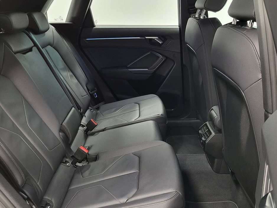 2024 Audi Q3 45 TFSI E S Tronic S line €43,975