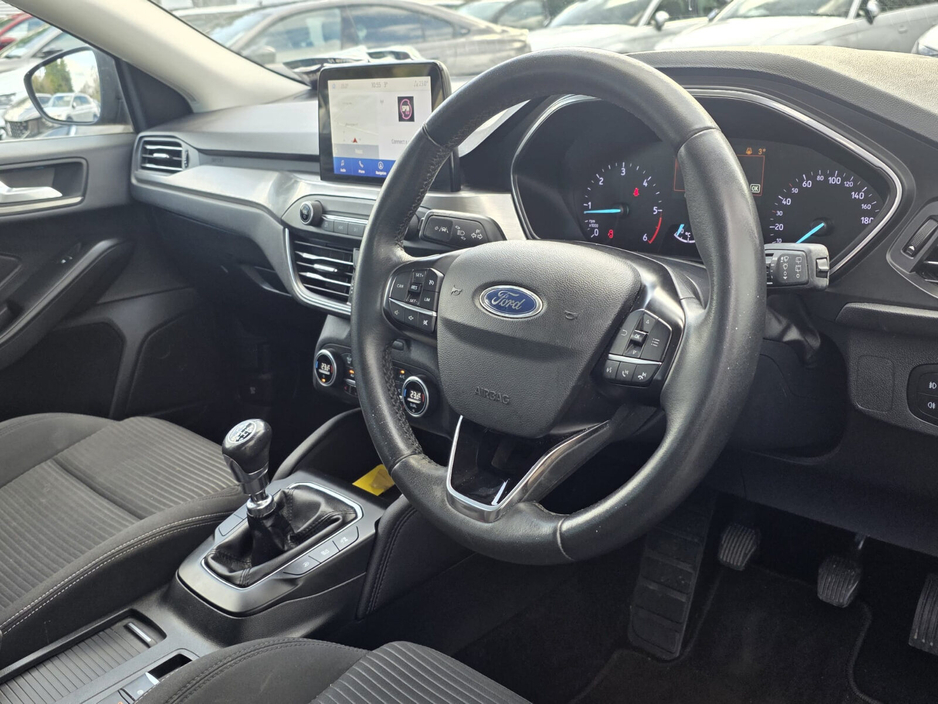 2021 Ford Focus - image 9