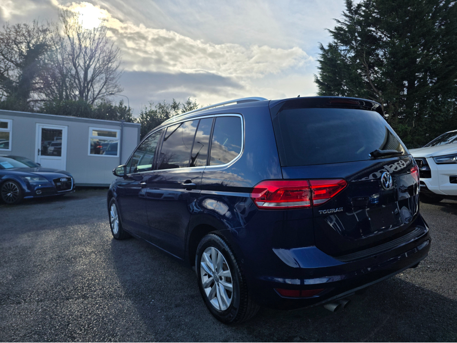 2018 Volkswagen Touran - image 15