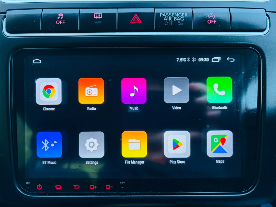 2013 Volkswagen Polo  €8,950