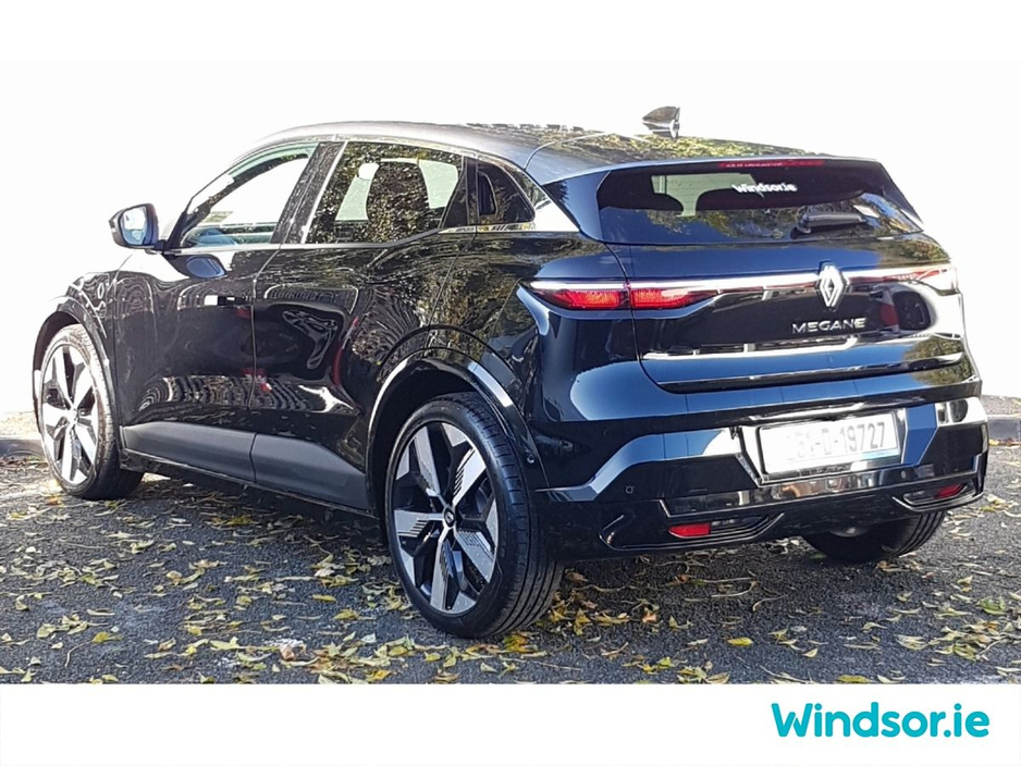 2025 Renault Megane - image 15