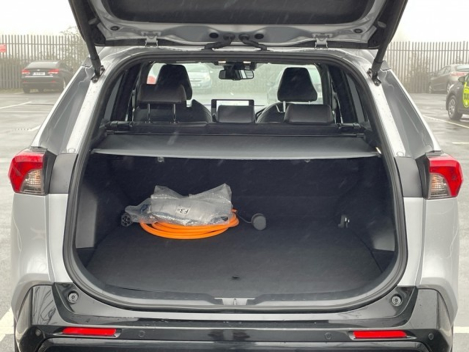 2025 Toyota Rav4 - PHEV - Plug InHybrid - Save EUR 3,400 - Free Services Offer Included - SOL Model + Sidesteps // Remote Central Locking // Front Electric Windows // Rear Electric Windows // Electric Mirrors // Heate €51,945