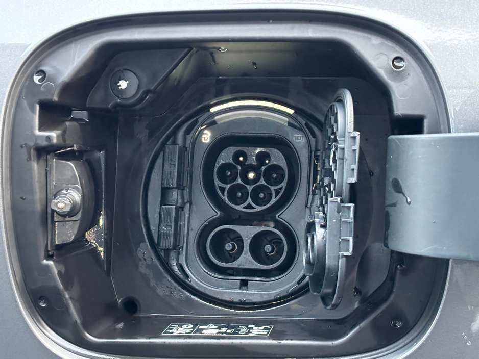 2023 Mercedes-Benz EQA - image 32