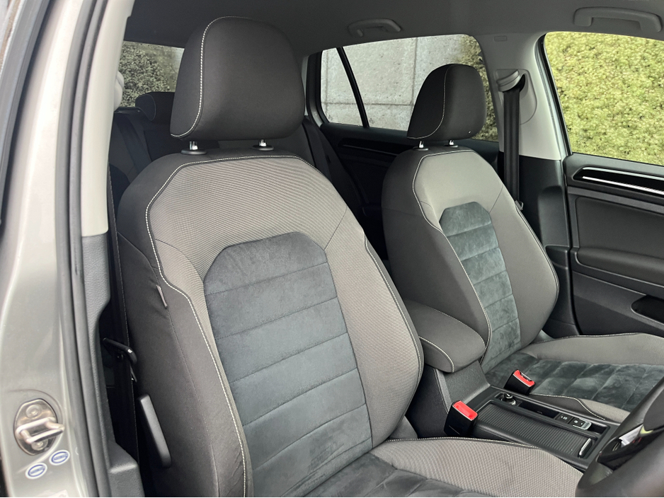 2014 Volkswagen Golf HIGHLINE AUTOMATIC 1.4 PETROL //VERY LOW MILES//REVERSE CAMERA//ADAPTIVE CRUISE CONTROL// €13,950