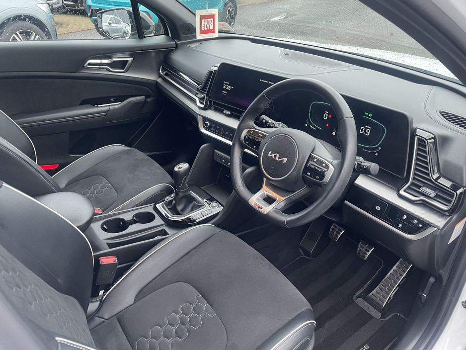 2024 Kia Sportage GT Line