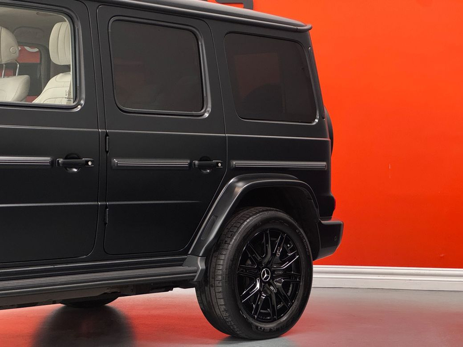 2025 Mercedes-Benz G Class - image 8