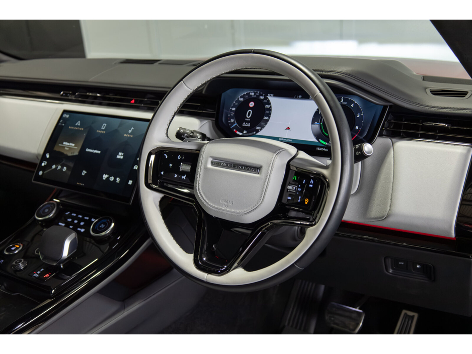 2023 Land Rover Range Rover Sport - image 9