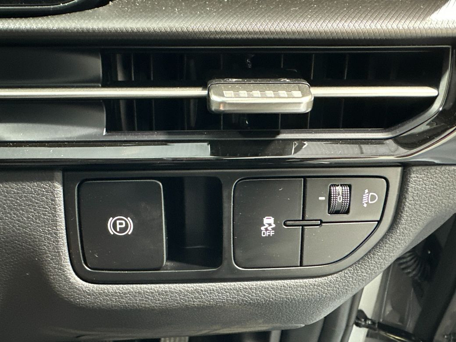 2026 Kia Sportage - image 17