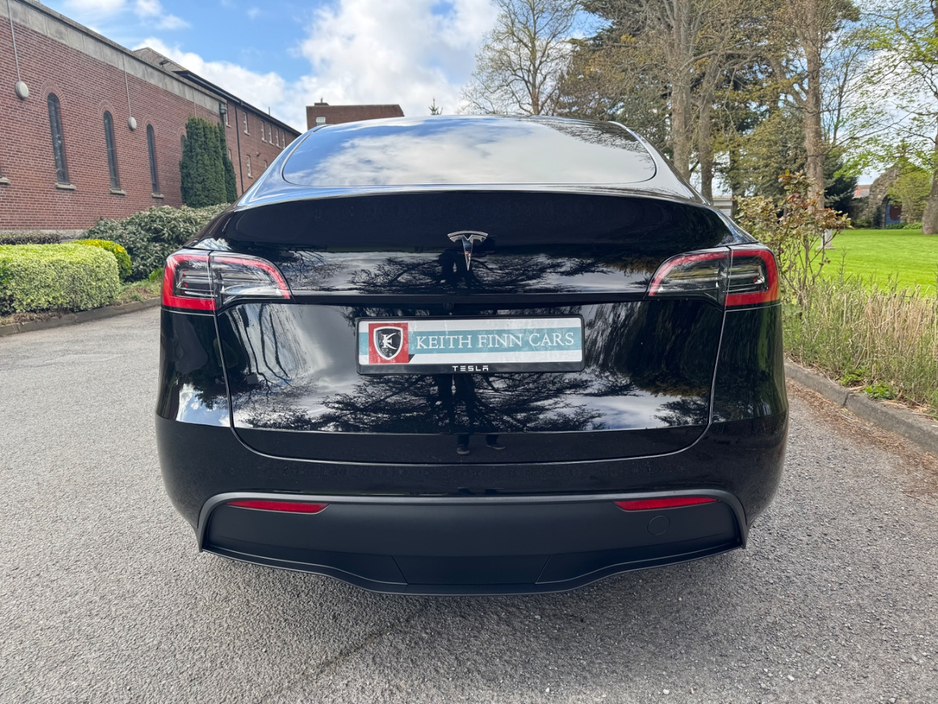 2024 Tesla Model Y - image 6