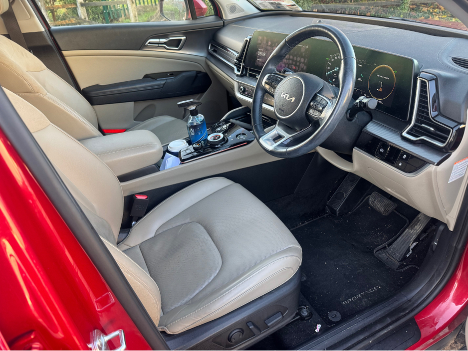 2023 Kia Sportage - image 10