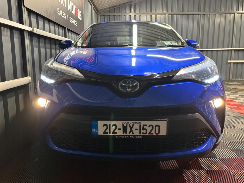 2021 Toyota C-HR - image 5