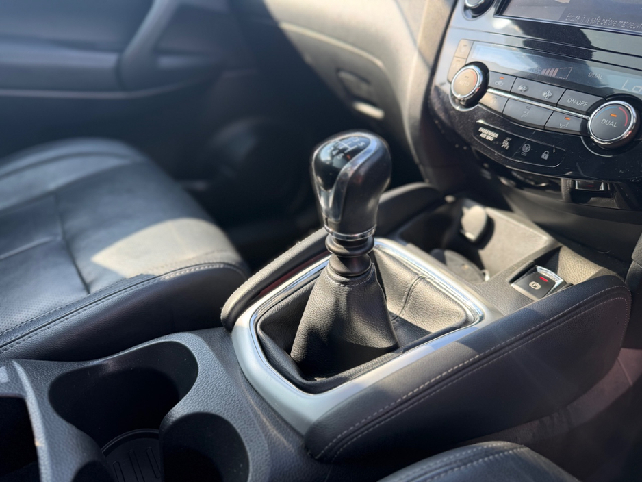 2017 Nissan Qashqai - image 14