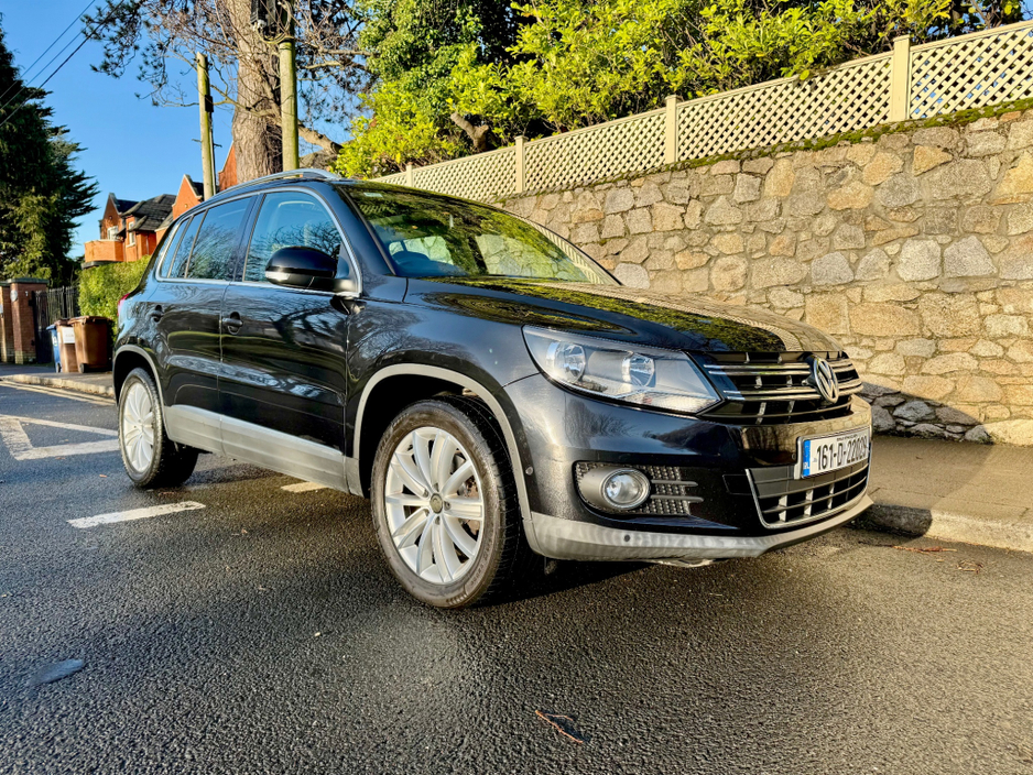 2016 Volkswagen Tiguan SPORT 2.0 TDI!!PANROOF!!LEATHER!! €16,900