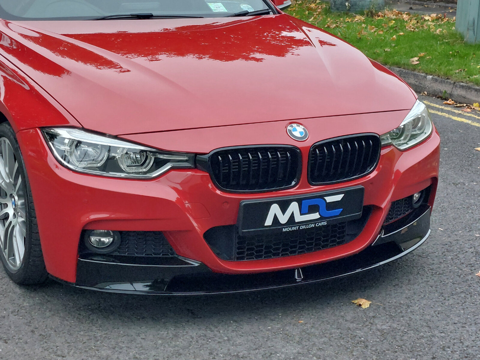 2017 BMW 3 Series - image 15