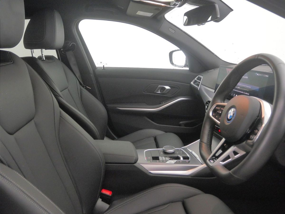 2025 BMW 3 Series 330e M Sport Saloon €54,900