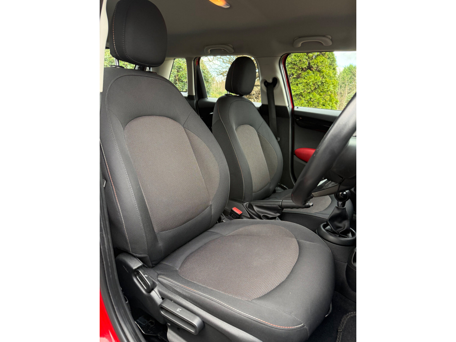 2018 MINI Hatch - image 10