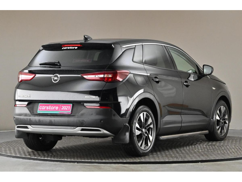 2021 Opel Grandland X - image 9