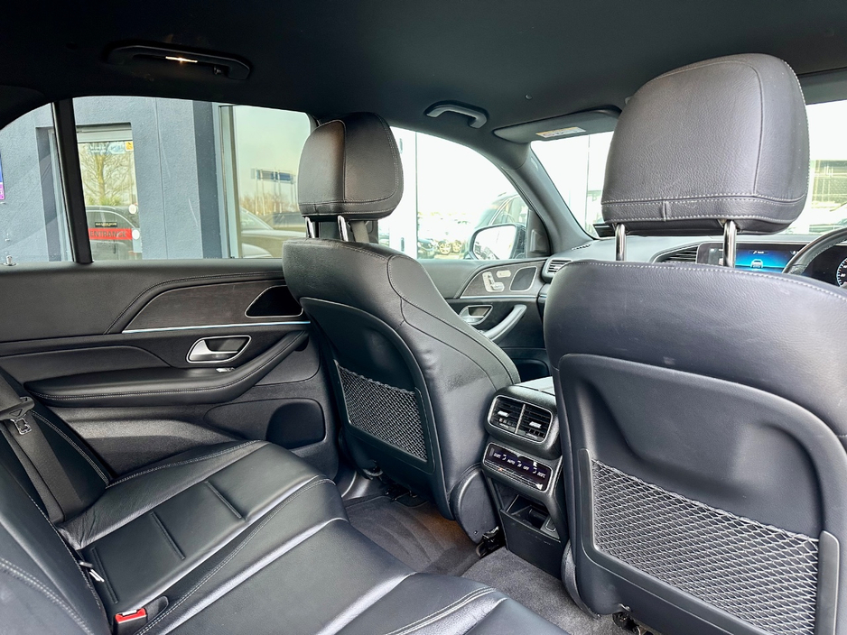 2022 Mercedes-Benz GLE Class - image 17