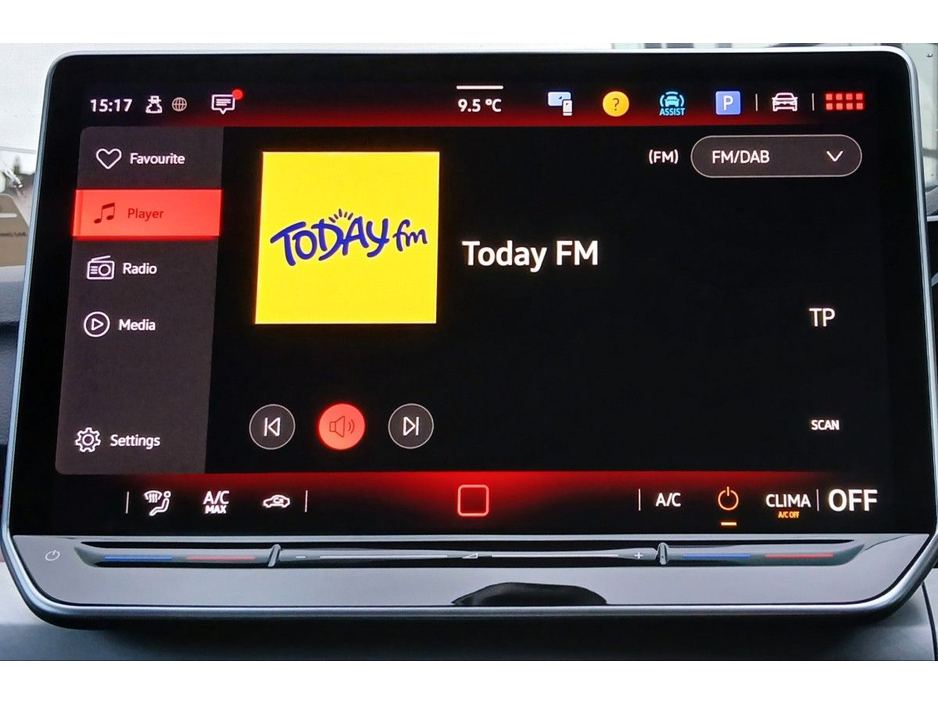 2025 Volkswagen Golf Edition 75 2.0TDI 116HP *PARK ASSIST, ANDROID AUTO/APPLE CARPLAY & MUCH MORE!* €35,995