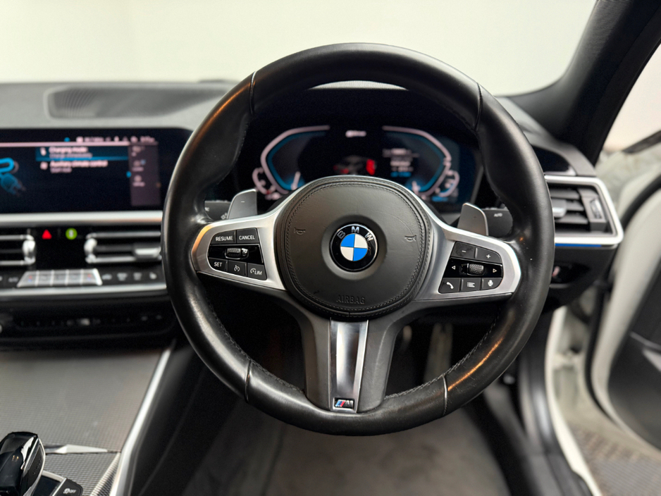2020 BMW 3 Series 330E M SPORT €27,990
