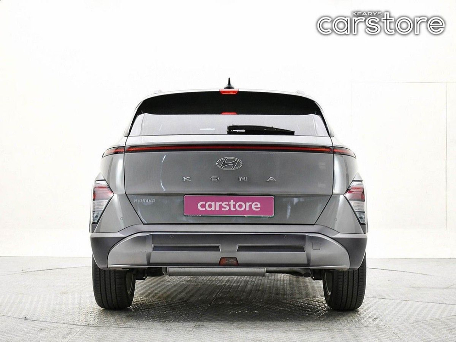 2024 Hyundai Kona - image 3