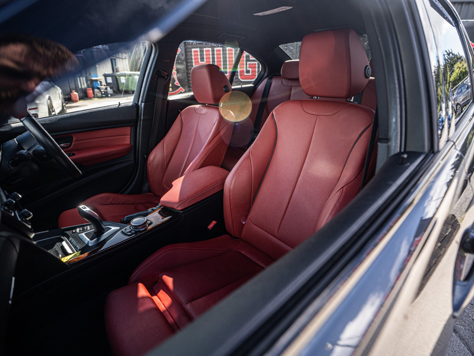 2014 BMW 3 Series - image 22