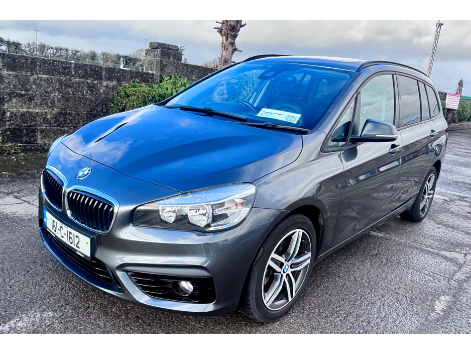 2016 BMW 2 Series - image 4