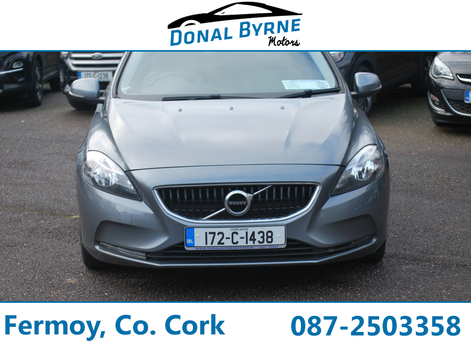 2017 Volvo V40 D2 MOMENTUM ED 5DR €13,950