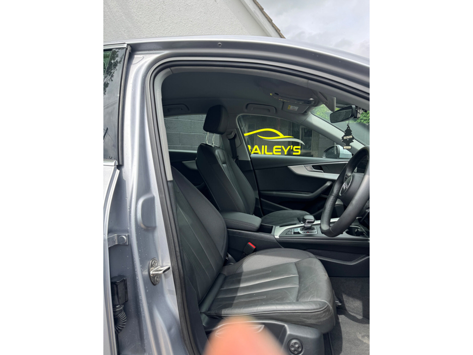 2023 Audi A4 35 TDI 163HP S Tronic SE €38,950