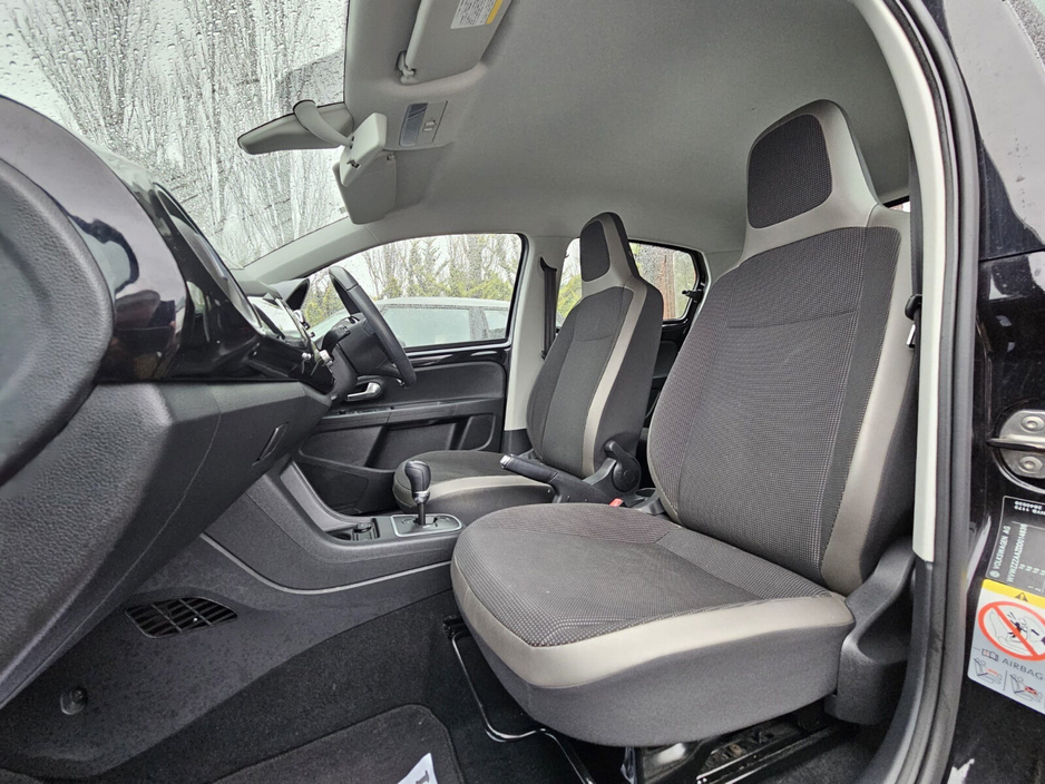 2012 Volkswagen up! - image 27