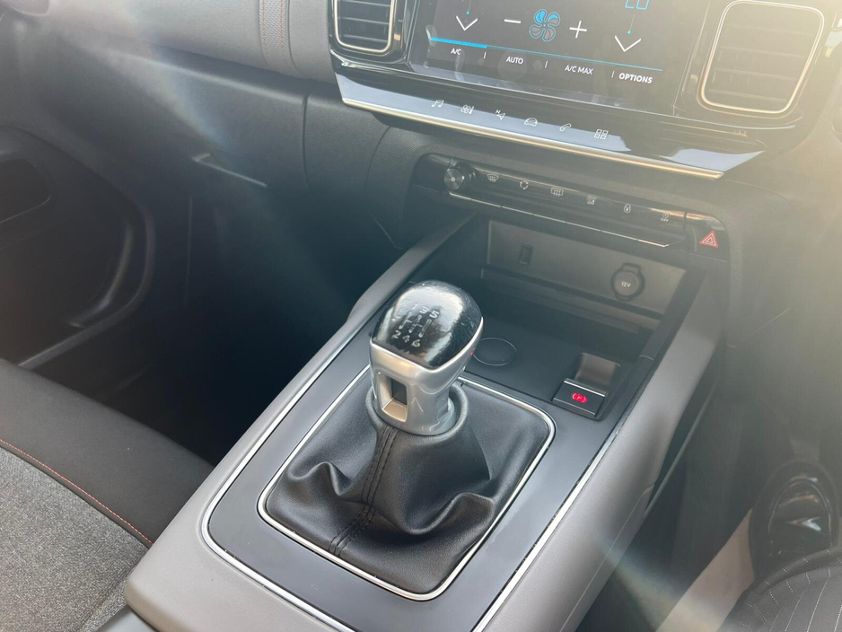 2020 Citroen C5 Aircross - image 14