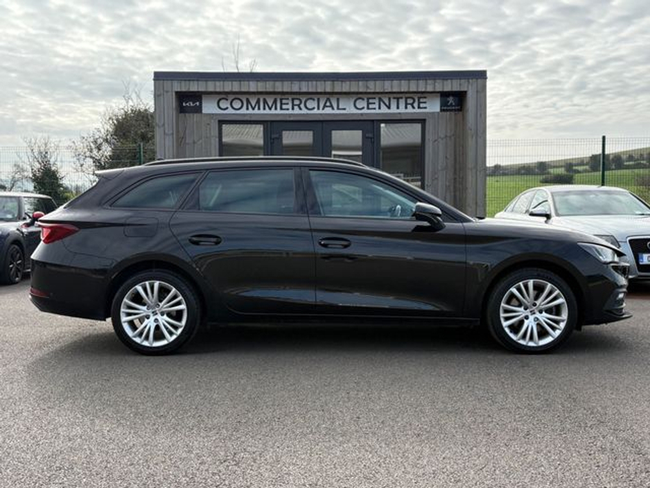 2021 SEAT Leon - image 5