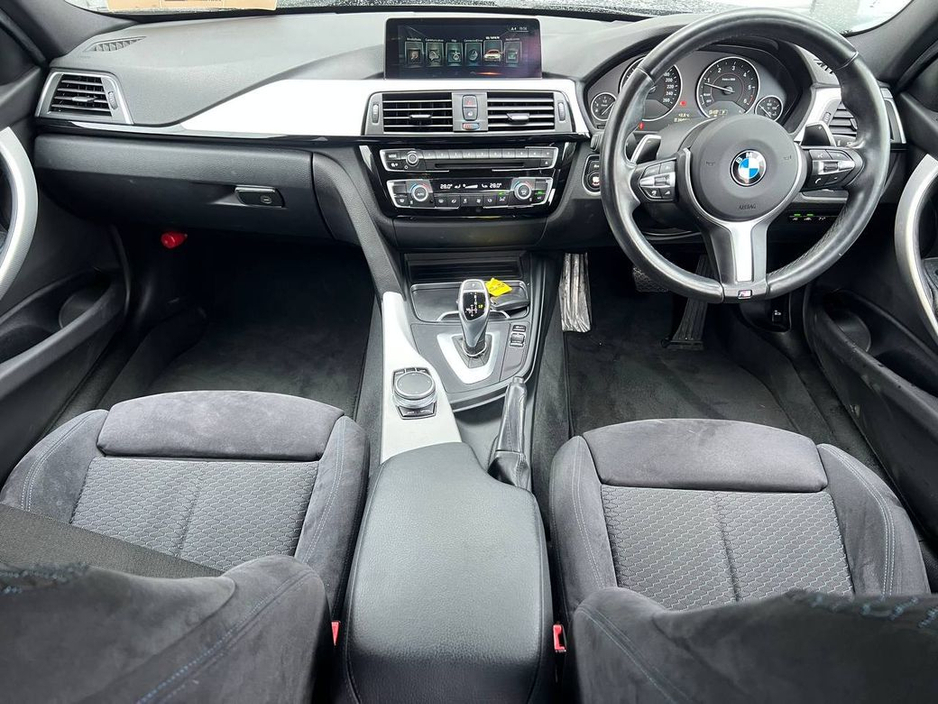 2017 BMW 3 Series 320d M-SPORT COMPETITION // DUAL ZONE CLIMATE CONTROL // SUEDE M-SPORT INTERIOR // NEW 20" M3 COMP ALLOYS €23,900