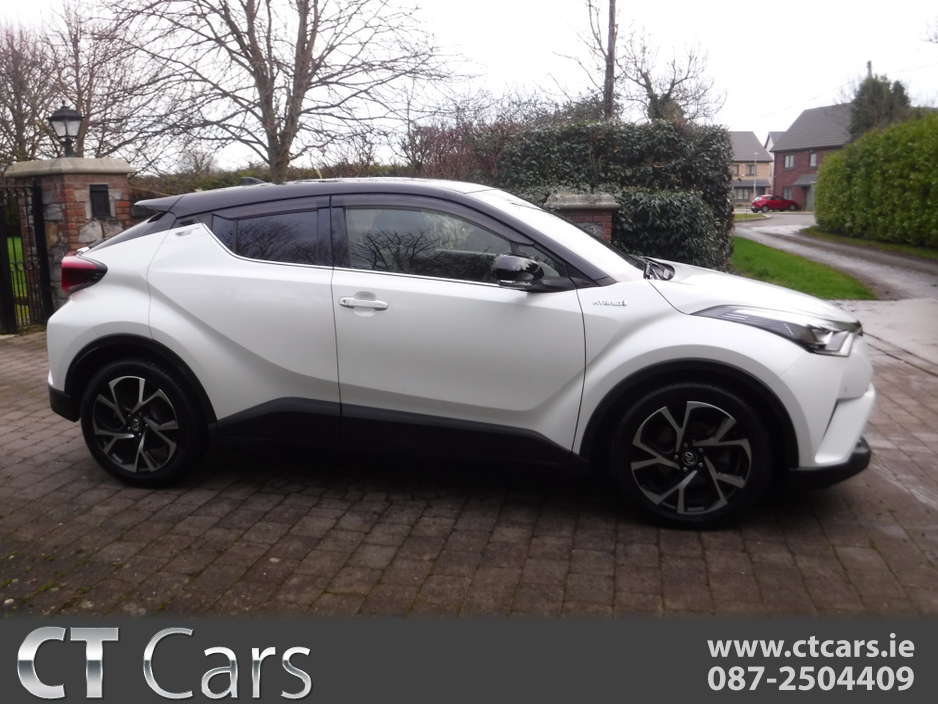 2018 Toyota C-HR - image 2