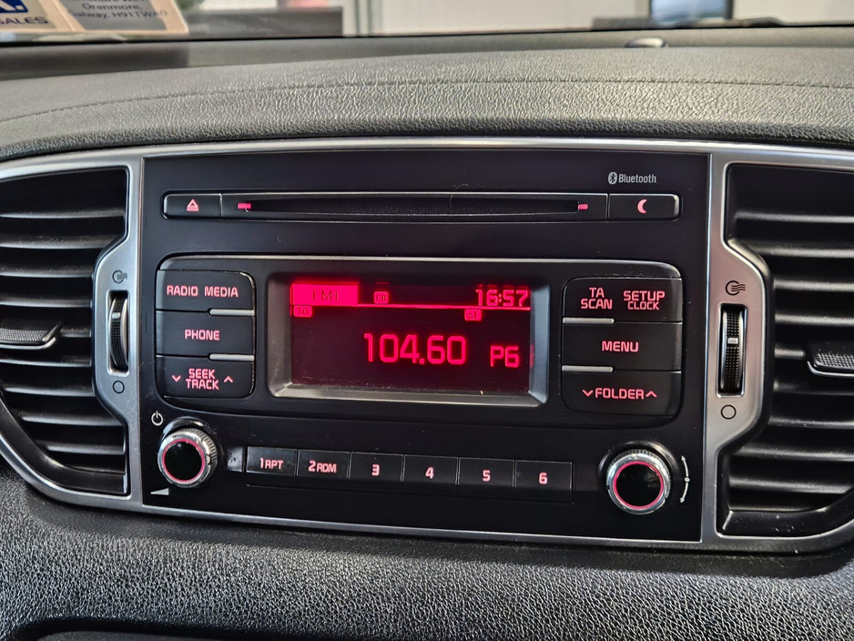 2017 Kia Sportage - image 12