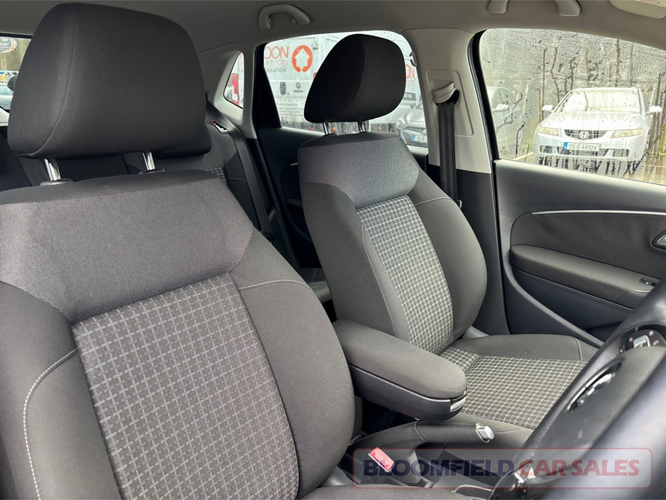 2014 Volkswagen Polo **DEPOSIT TAKEN**1.2 TSI, AUTO // EXTREMELY LOW MILEAGE €9,950