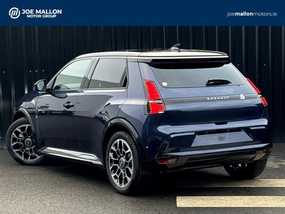 2026 Renault 5 - image 2