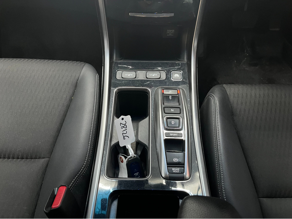 2017 Honda Accord - image 21