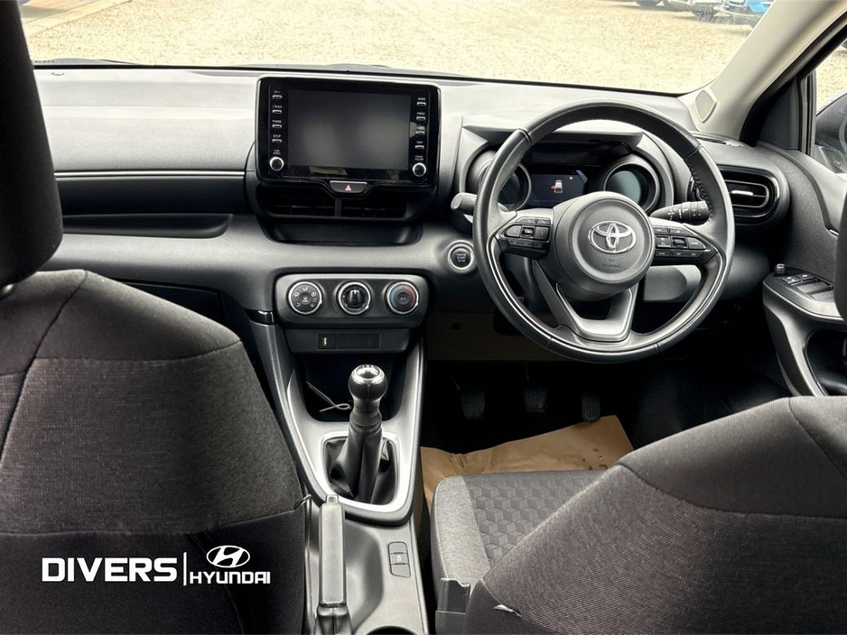 2022 Toyota Yaris Luna Sport €19,495