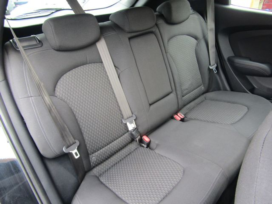 2013 Hyundai ix35 - image 24
