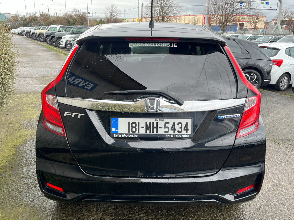 2018 Honda Fit AUTOMATIC HYBRID 1.5 PETROL //HALF LEATHER SEATS//REVERSE CAMERA//KEYLESS ENTRY//ADAPTIVE CRUISE CONTROL// €13,950