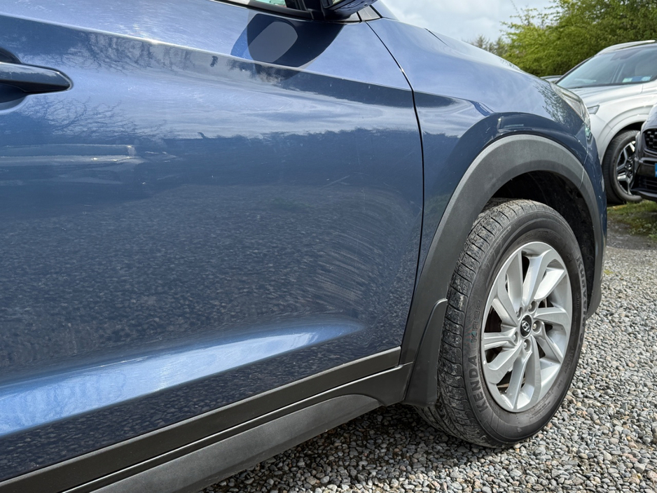 2017 Hyundai Tucson - image 12